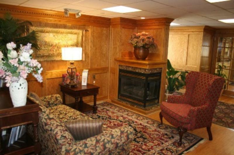 Hotel Country & By Radisson, East Busch Gardens , Va