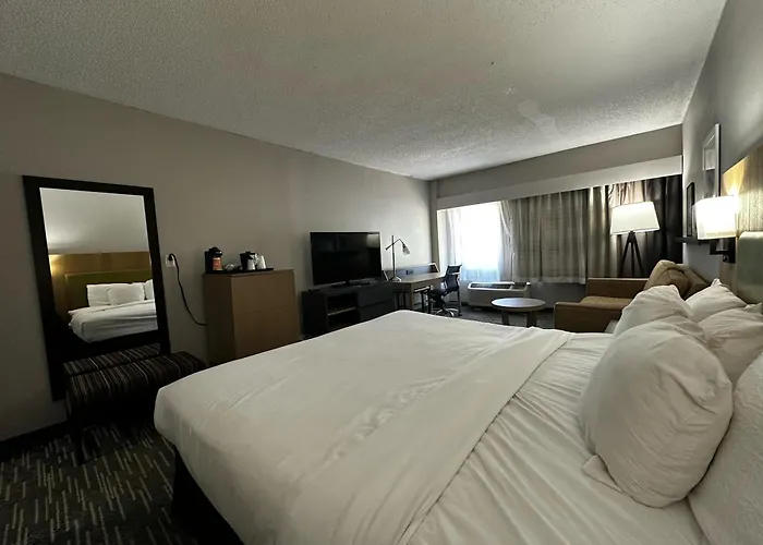 Country Inn & Suites By Radisson, Williamsburg East Busch Gardens , Va